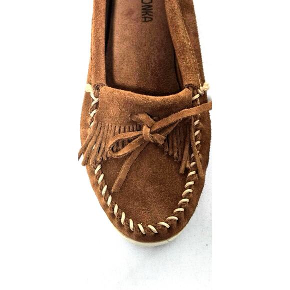 Women’s Minnetonka Suede Kitty Hardsole - Picture 4 of 8
